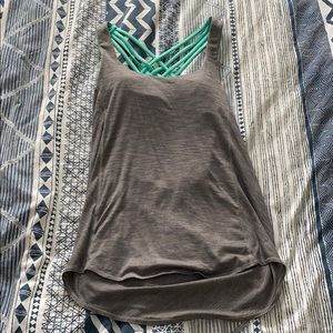 Lululemon 2-1 tank